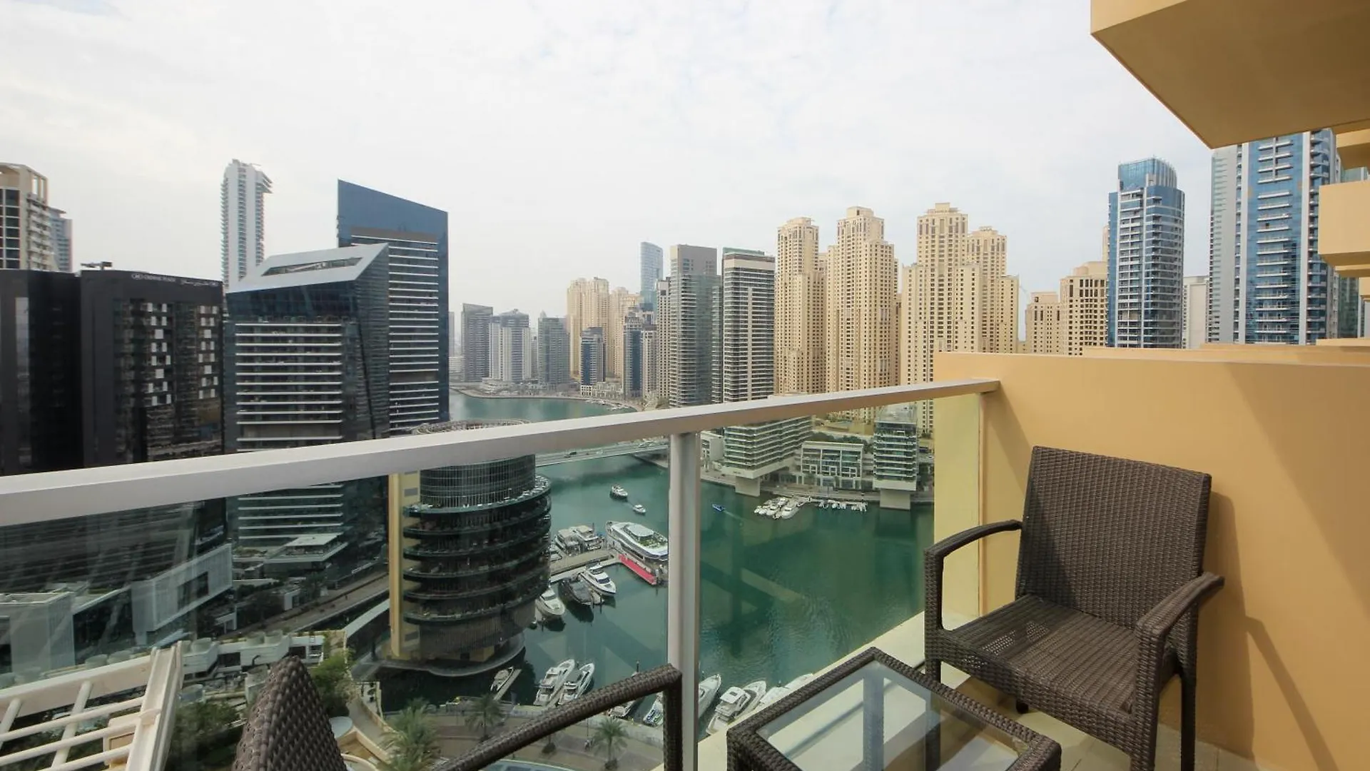 Luxury Marina View Apartment In Jw Marriott Dubai Marina Émirats arabes unis