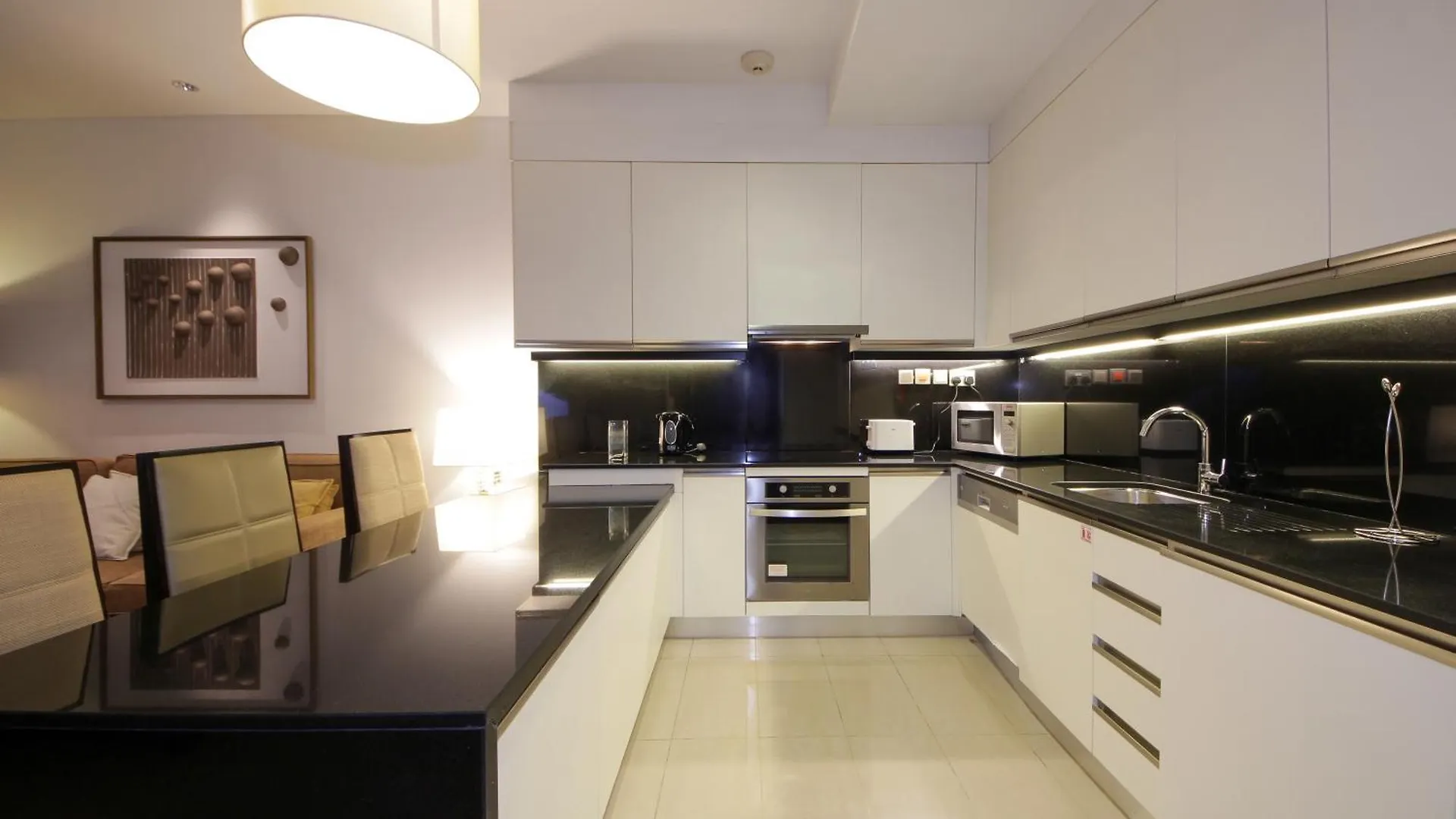 Luxury Marina View Apartment In Jw Marriott Dubai Marina 0*,  Émirats arabes unis