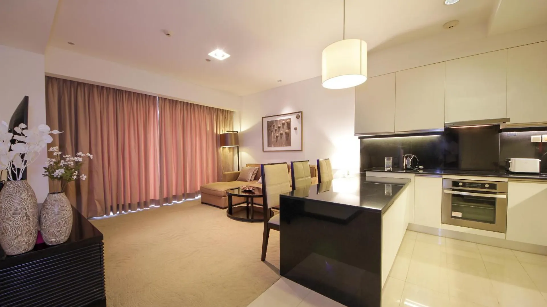 Luxury Marina View Apartment In Jw Marriott Dubai Marina